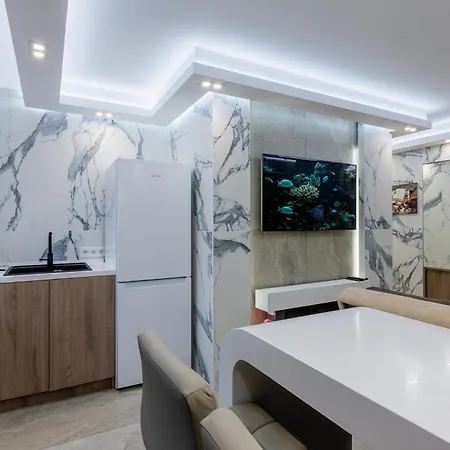 Hammam , Big Jacuzzi ,sauna , 2 Bedroom , Khrechatik Kyiv