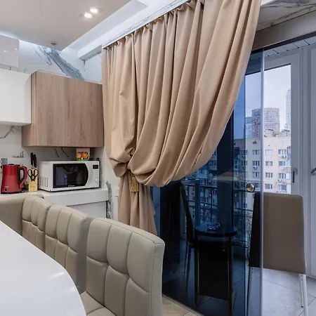 Apartment Hammam , Big Jacuzzi ,sauna , 2 Bedroom , Khrechatik *