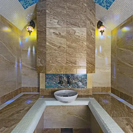 Hammam , Big Jacuzzi ,sauna , 2 Bedroom , Khrechatik Apartment *