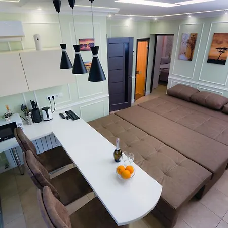 Hammam , Big Jacuzzi ,sauna , 2 Bedroom , Khrechatik Apartment Kyiv