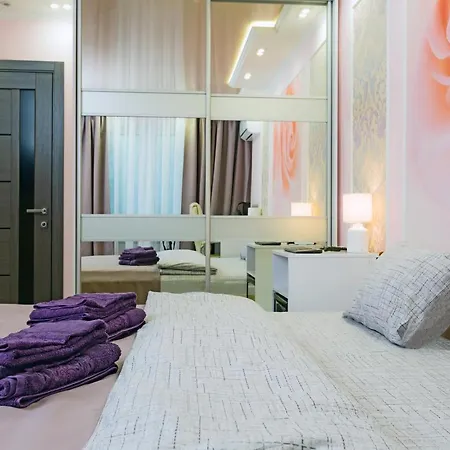 Hammam , Big Jacuzzi ,sauna , 2 Bedroom , Khrechatik Kyiv