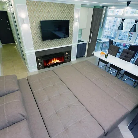 Hammam , Big Jacuzzi ,sauna , 2 Bedroom , Khrechatik Apartament Kijów